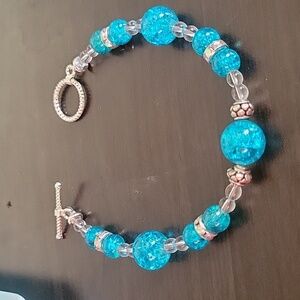 Handcrafted cracked glass beaded bracelet